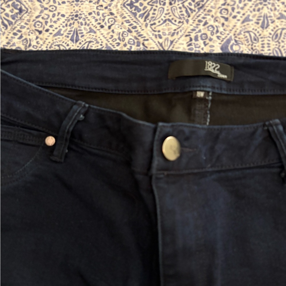 1822 Denim Women's Navy Skinny Jeans